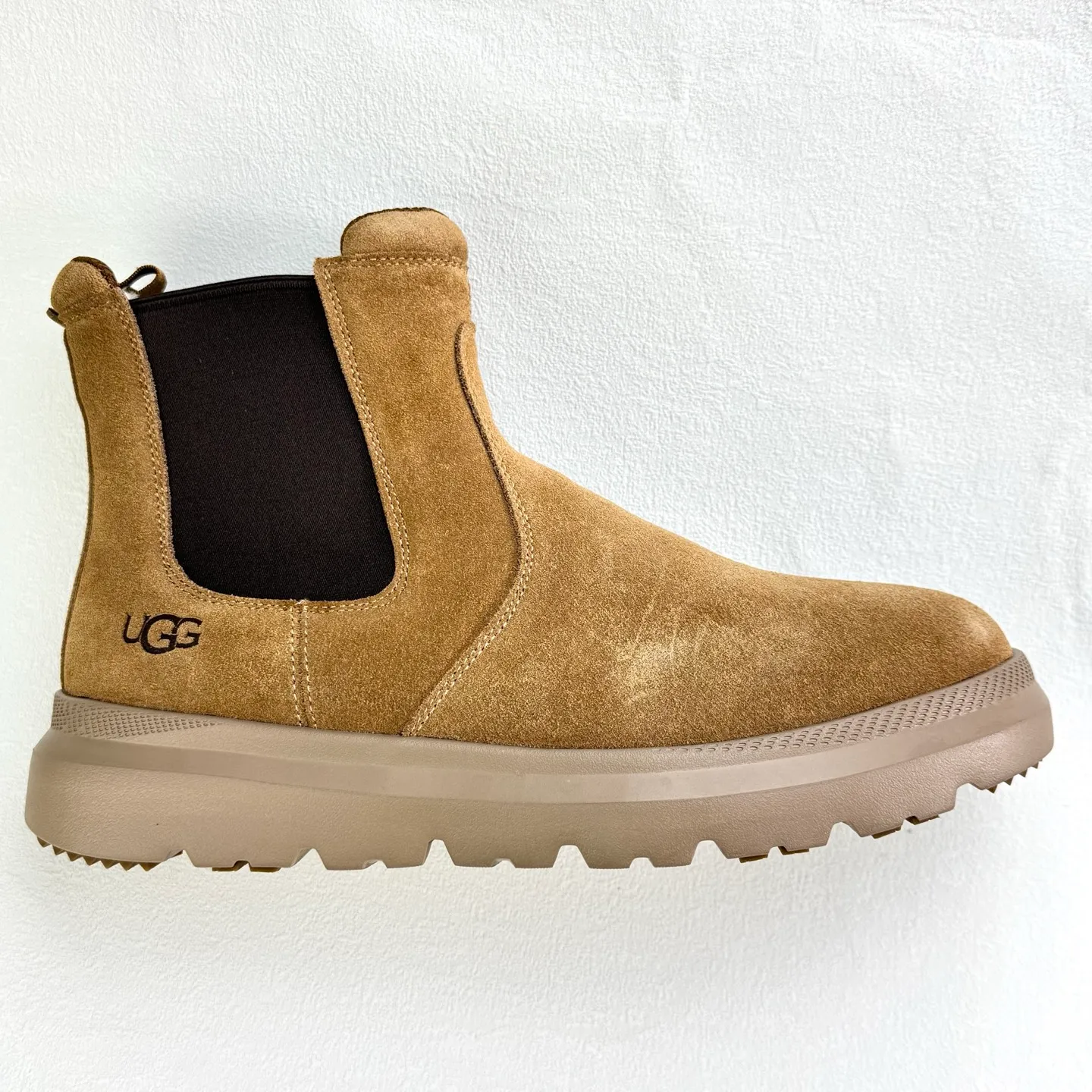 Self-pickup 💰680 𝐔*g ₂₀₂₄ . 1152050 Burley Chelsea boots, simple retro style, casual and versatile, private molded outsole, comfortable and anti-slip, high silk suede material, beautiful and material, will not freeze your feet in winter, must be arranged! Size：39-44